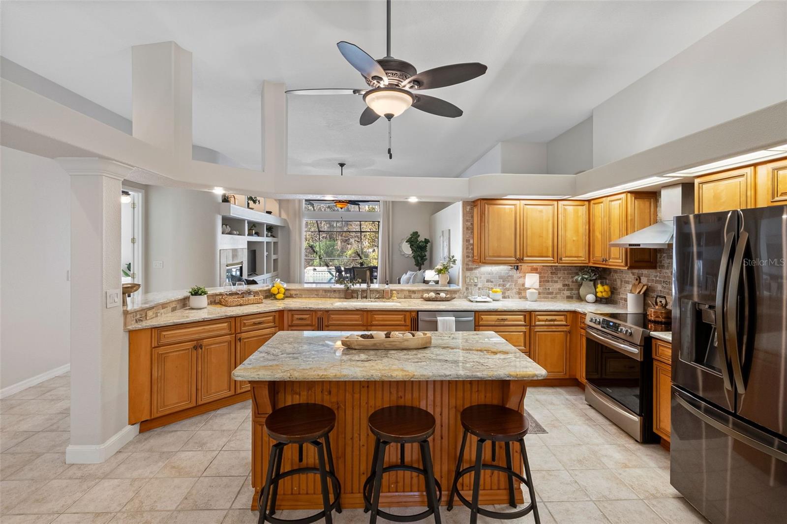 Image 14 of 46 For 19321 Wind Dancer Street