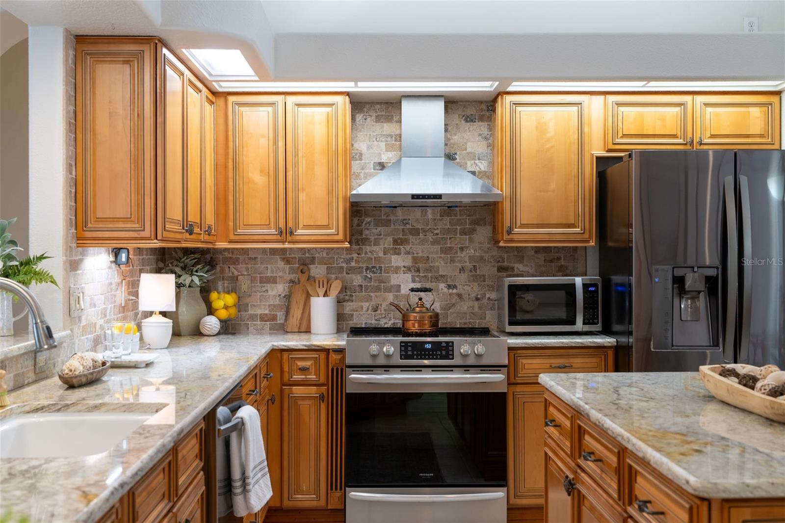 Image 15 of 46 For 19321 Wind Dancer Street