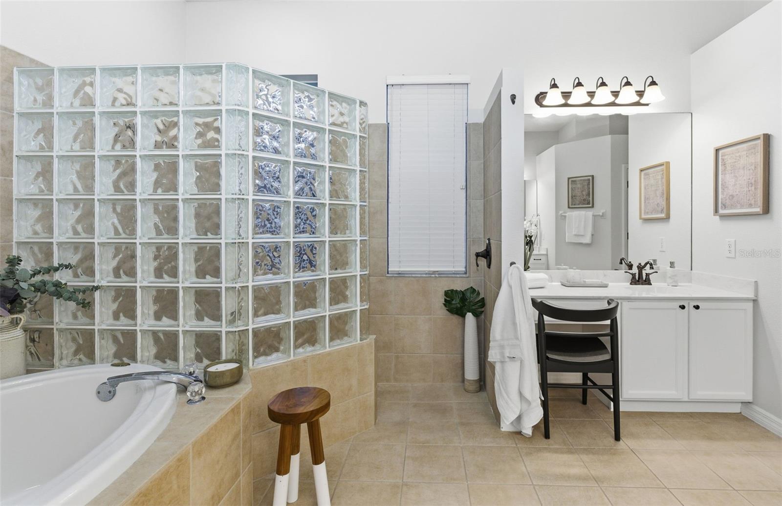 Image 25 of 46 For 19321 Wind Dancer Street