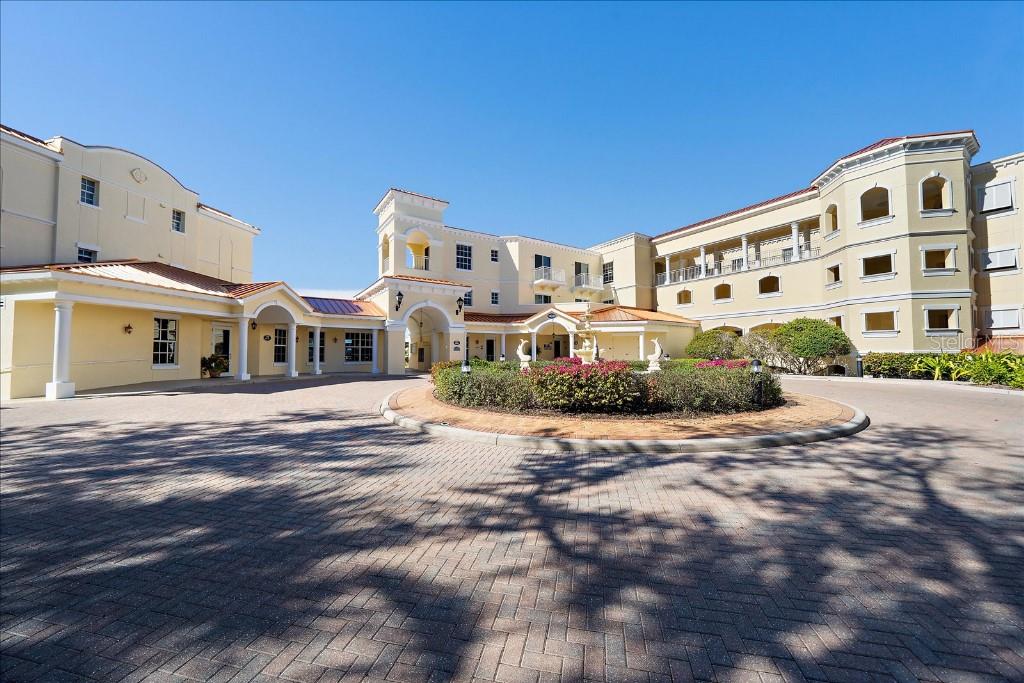 Image 31 of 41 For 14041 Bellagio Way 415