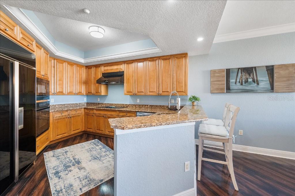 Image 7 of 41 For 14041 Bellagio Way 415