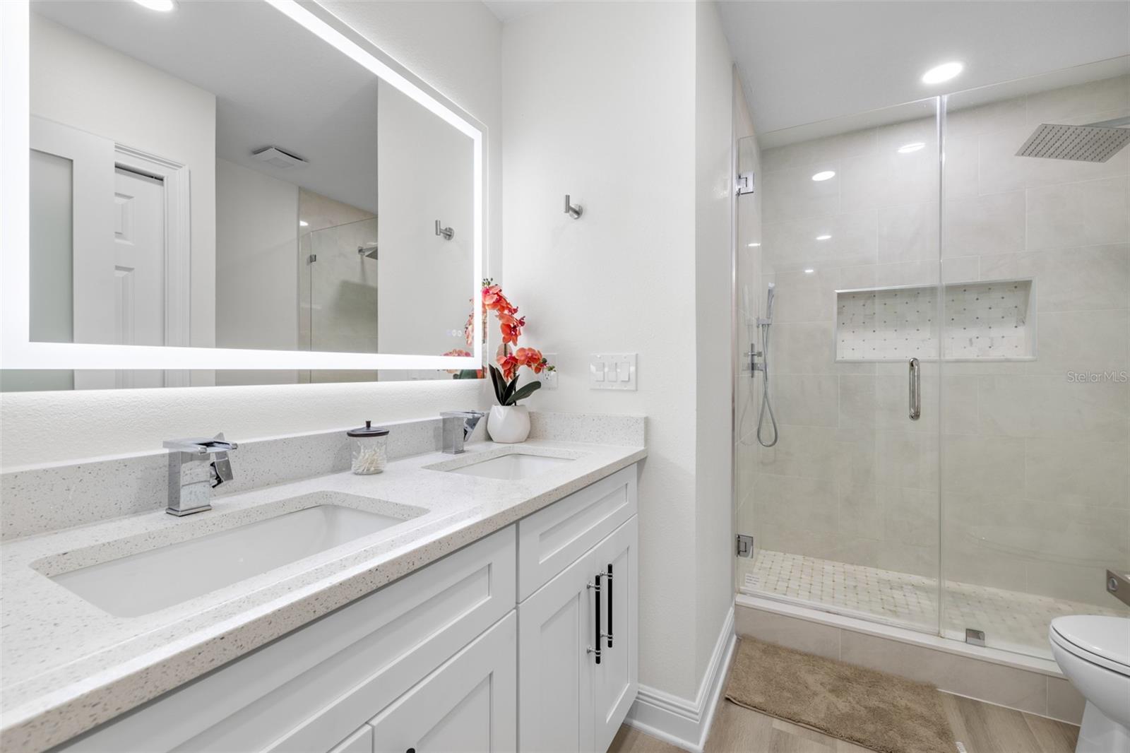 Listing photo id 28 for 7505 Rustic Drive