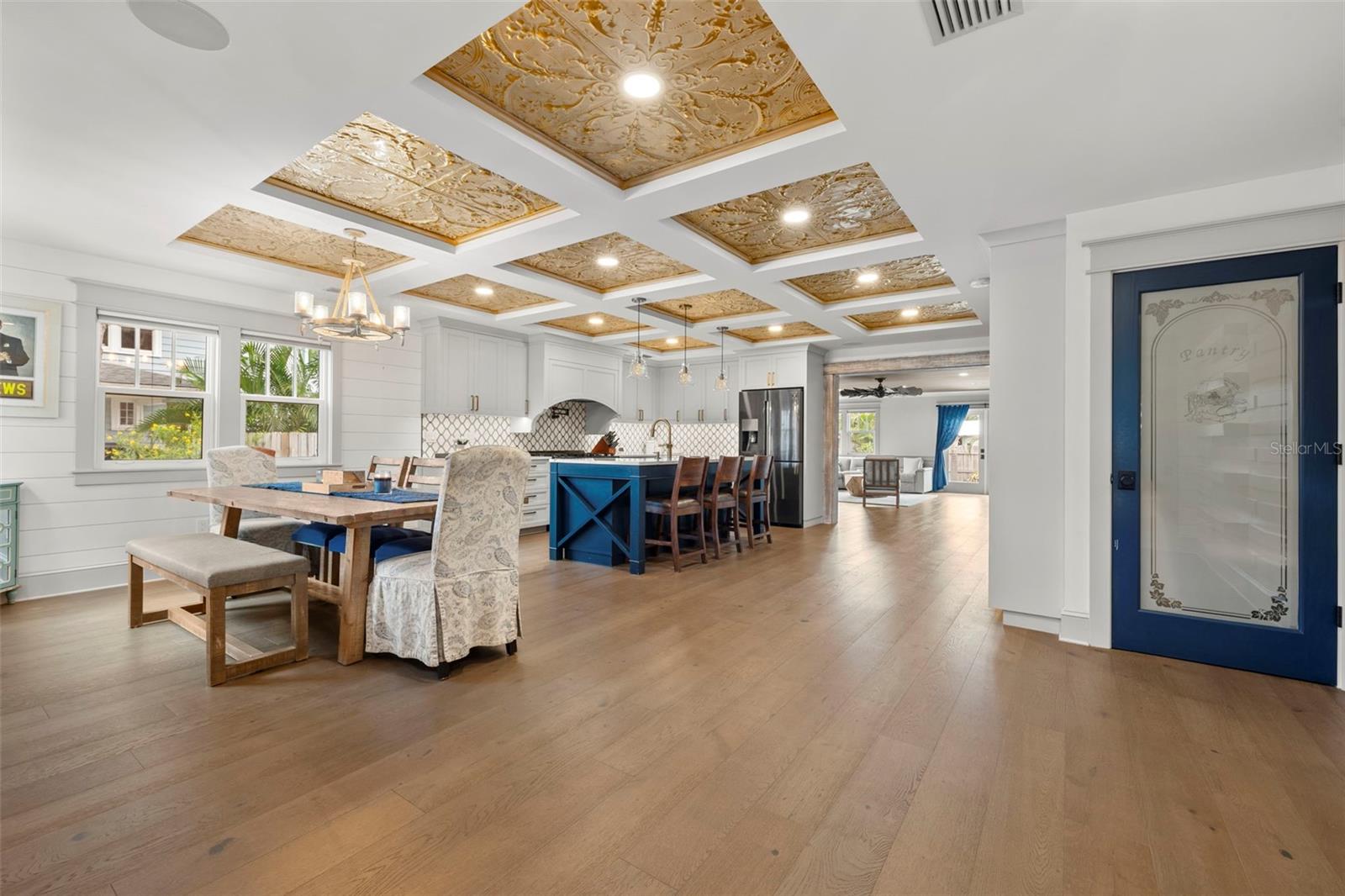 Image 2 of 47 For 2420 14th Street N