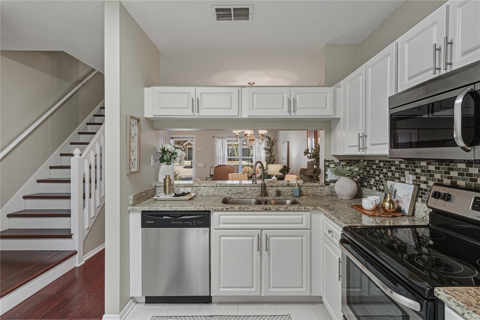 Image 17 of 95 For 1219 Kennewick Court