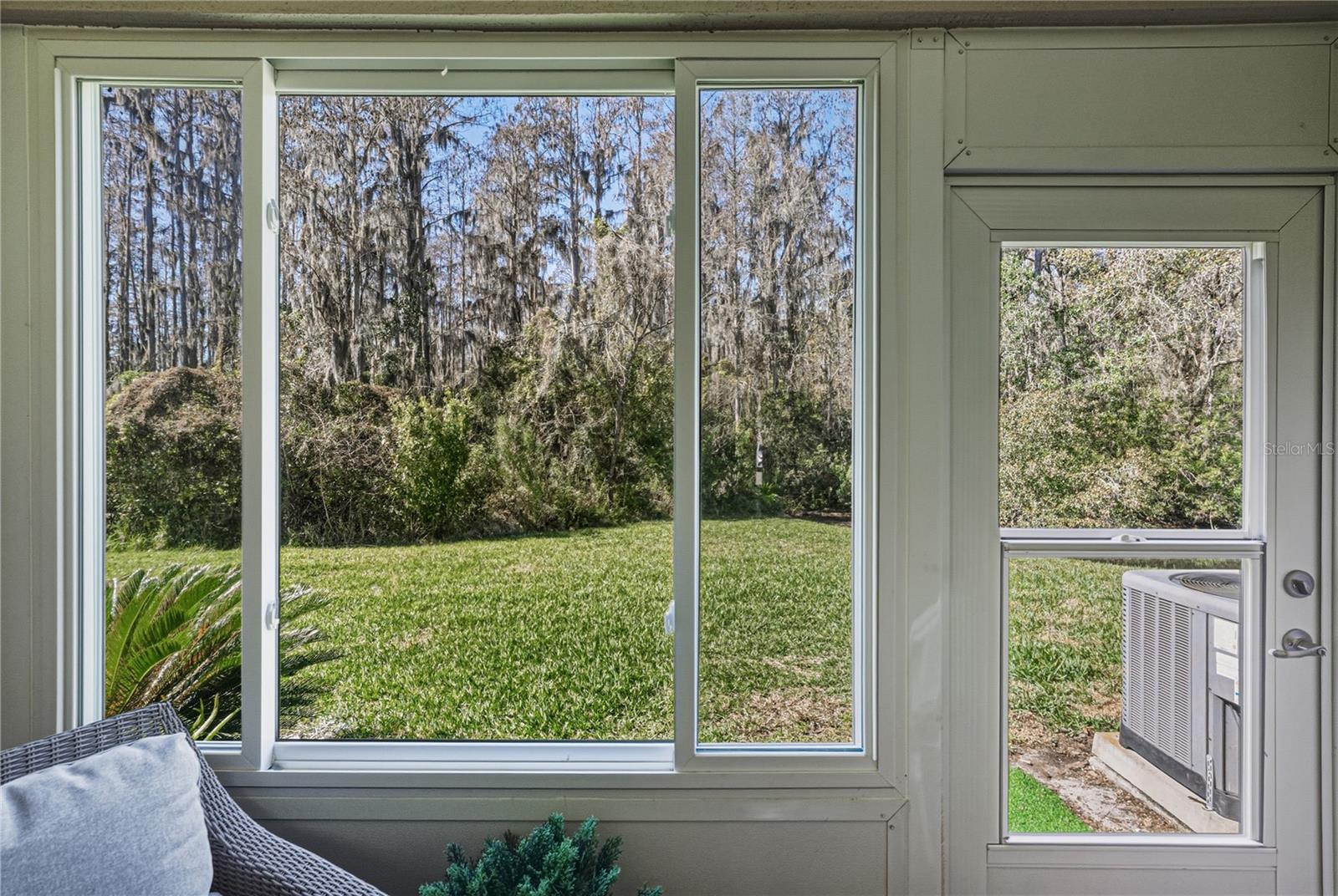 Image 30 of 95 For 1219 Kennewick Court