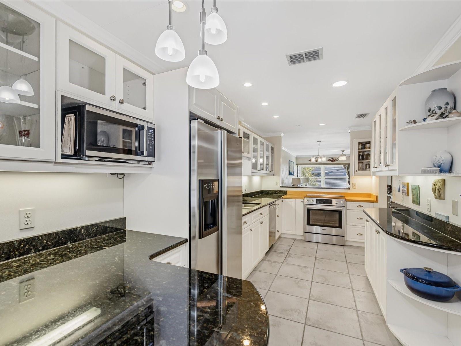 Image 14 of 55 For 413 Bayshore Boulevard 4