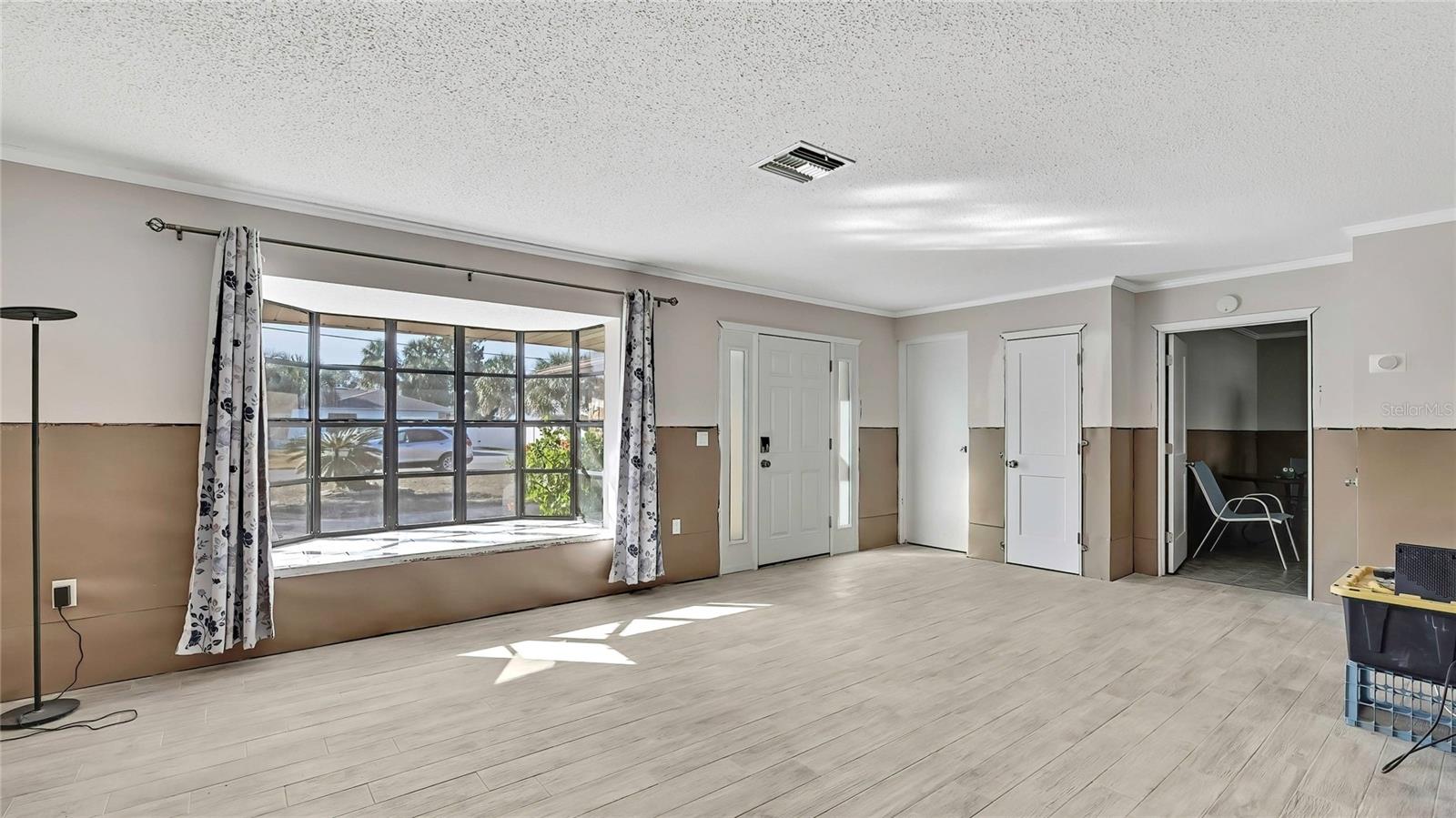 Image 10 of 67 For 11291 Coral Court