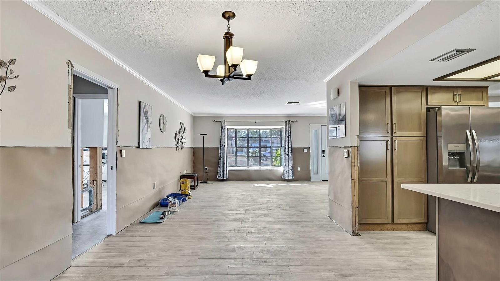 Image 16 of 67 For 11291 Coral Court