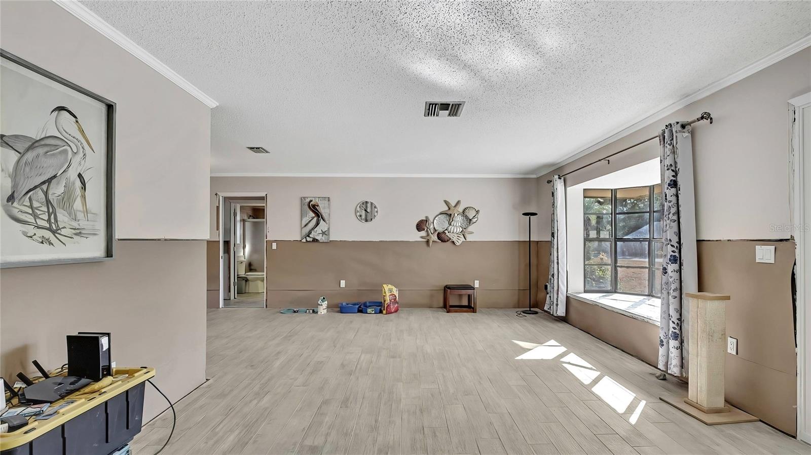 Image 8 of 67 For 11291 Coral Court