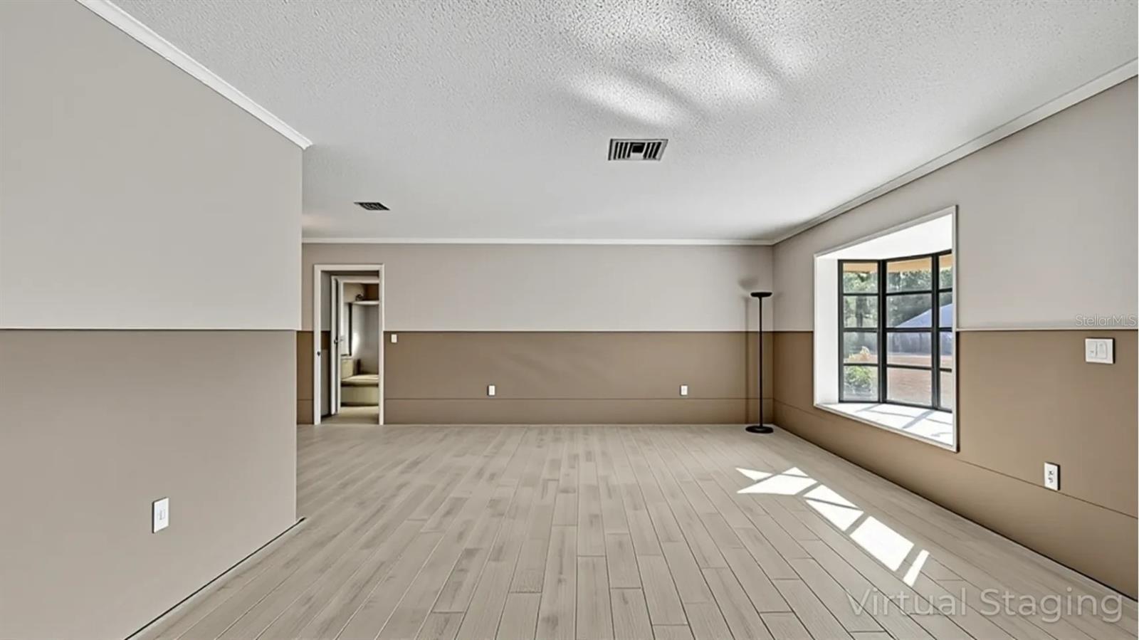 Image 9 of 67 For 11291 Coral Court