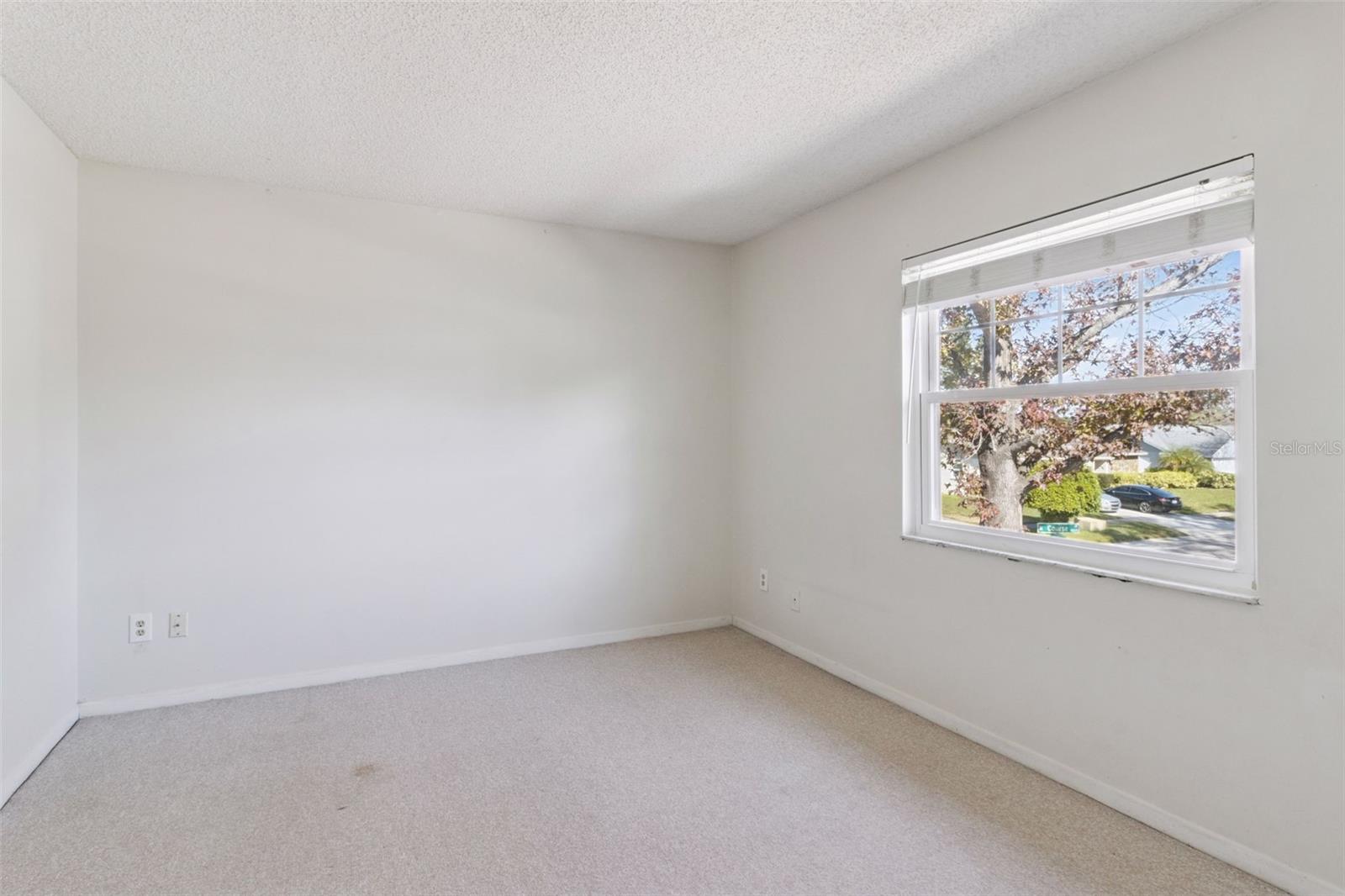 Image 24 of 48 For 4646 Landscape Drive