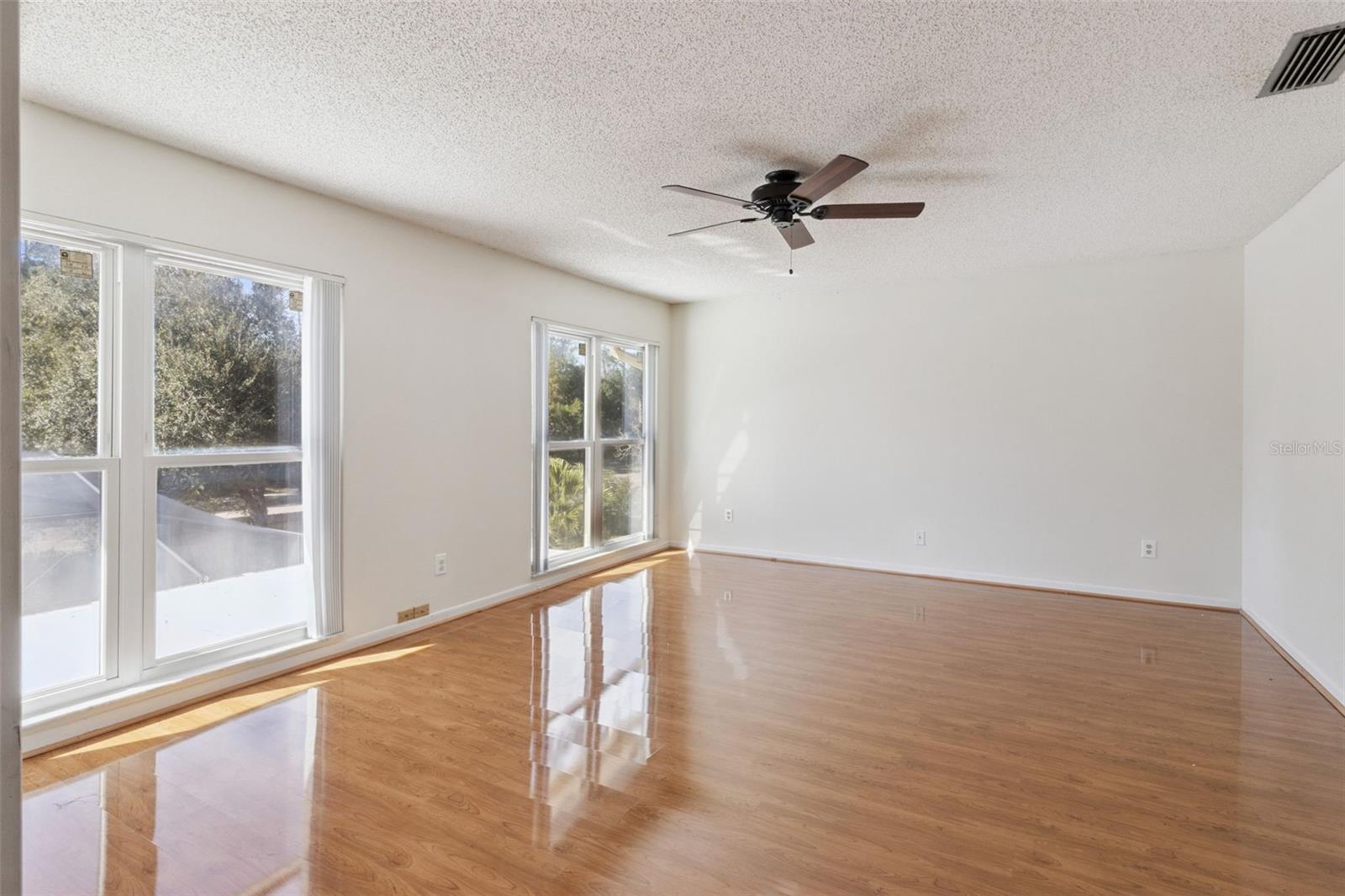 Image 30 of 48 For 4646 Landscape Drive