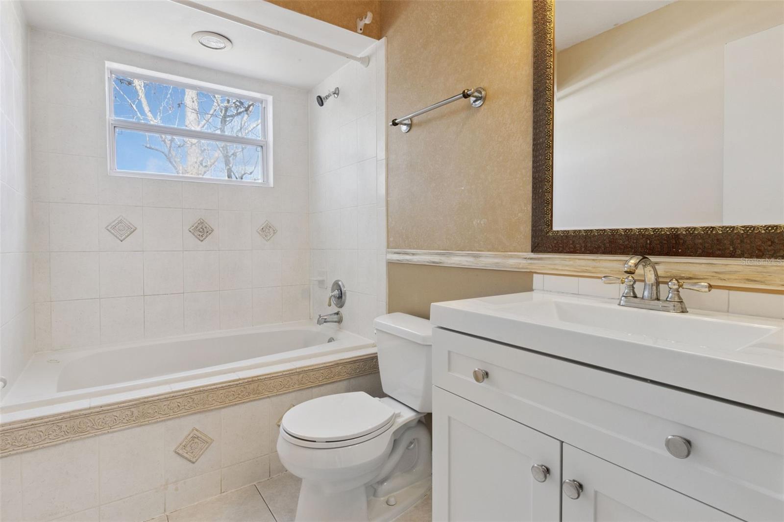 Image 33 of 48 For 4646 Landscape Drive