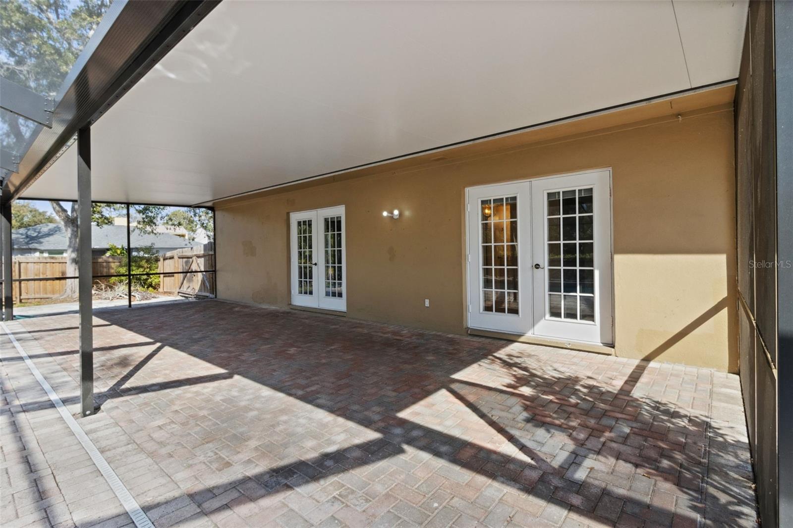 Image 4 of 48 For 4646 Landscape Drive