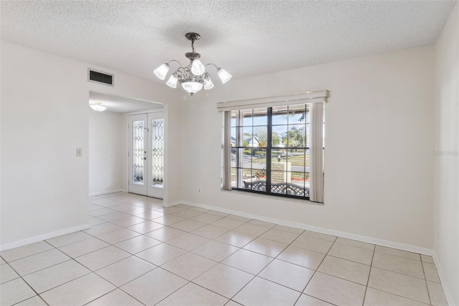 Image 8 of 48 For 4646 Landscape Drive