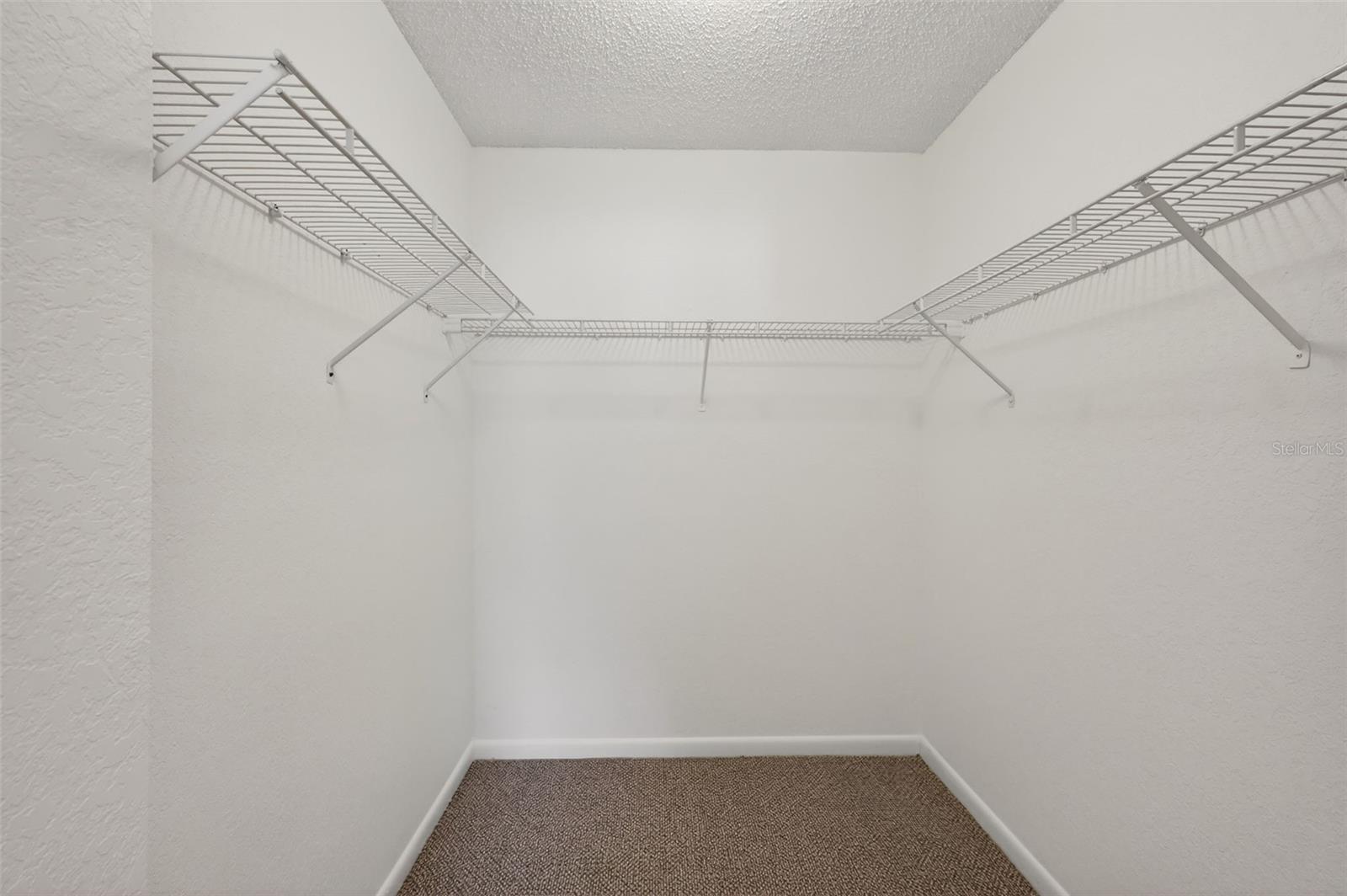 Image 27 of 75 For 484 Santa Cruz Place Ne G