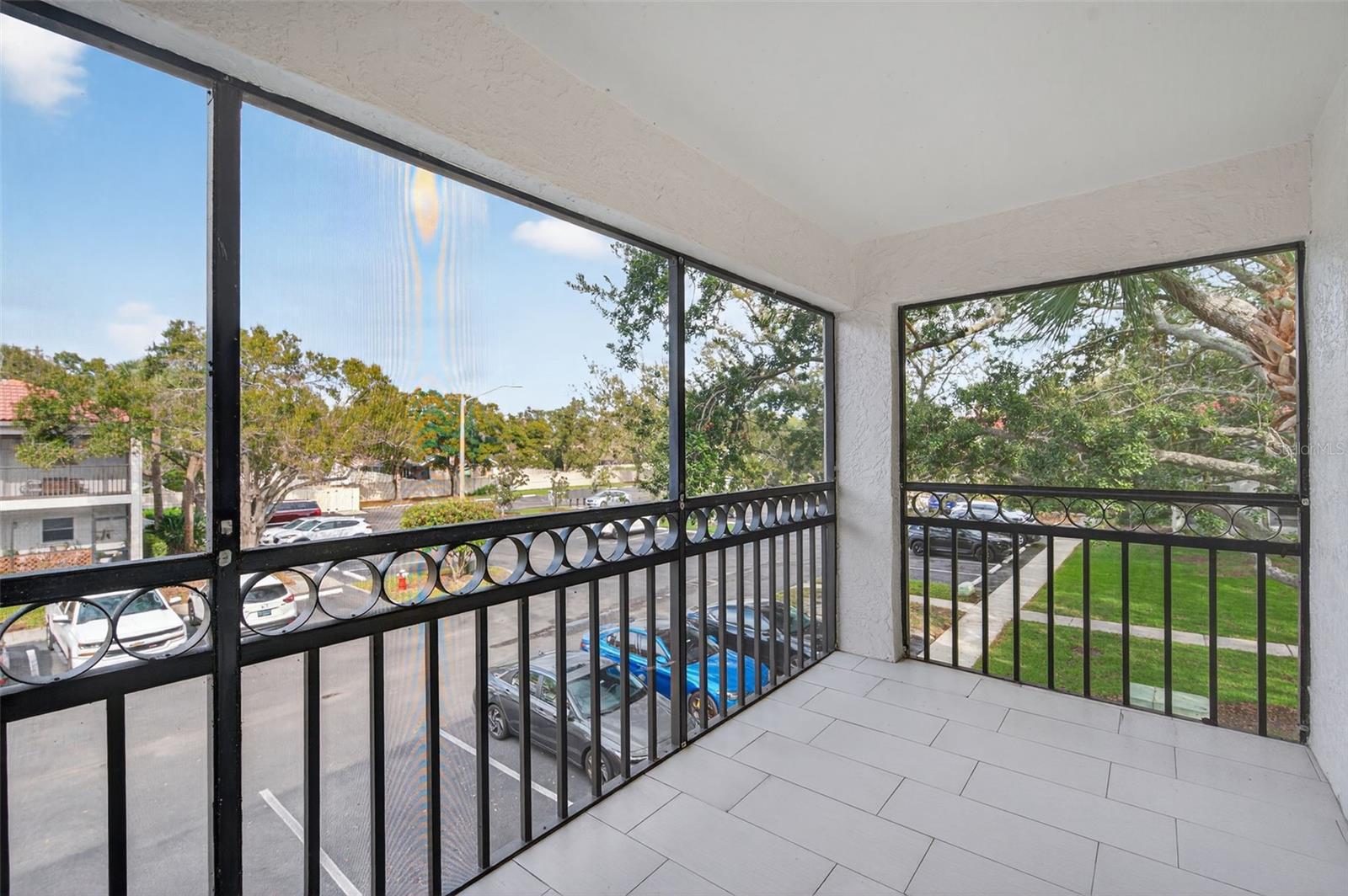 Image 30 of 75 For 484 Santa Cruz Place Ne G