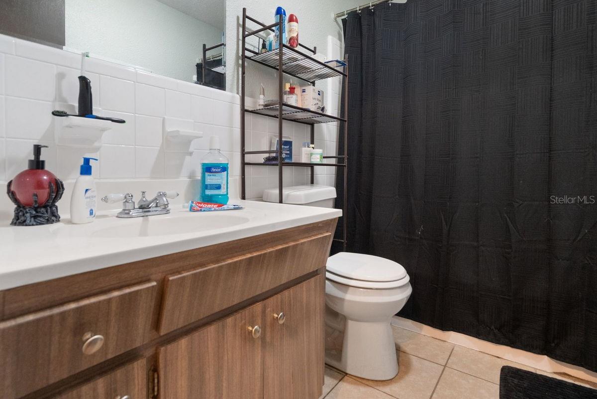 Image 17 of 70 For 1301 Lotus Drive