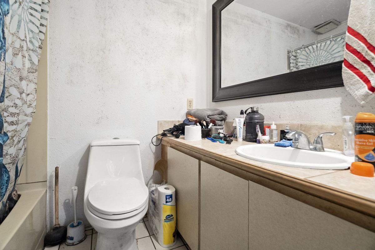 Image 24 of 70 For 1301 Lotus Drive