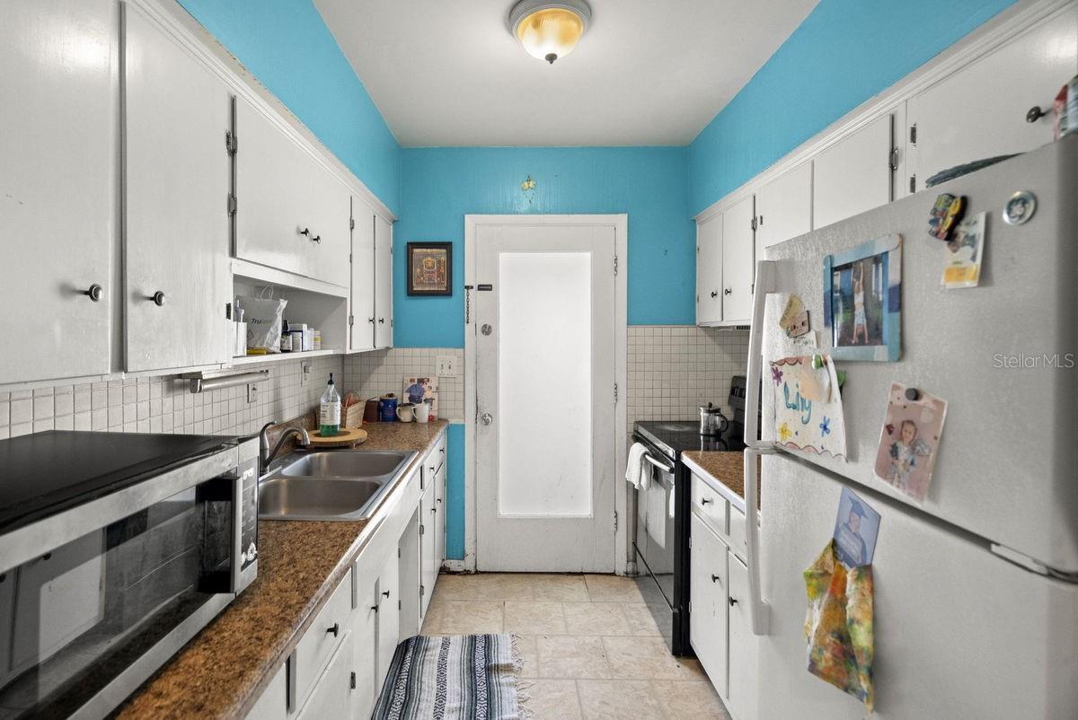 Image 29 of 70 For 1301 Lotus Drive