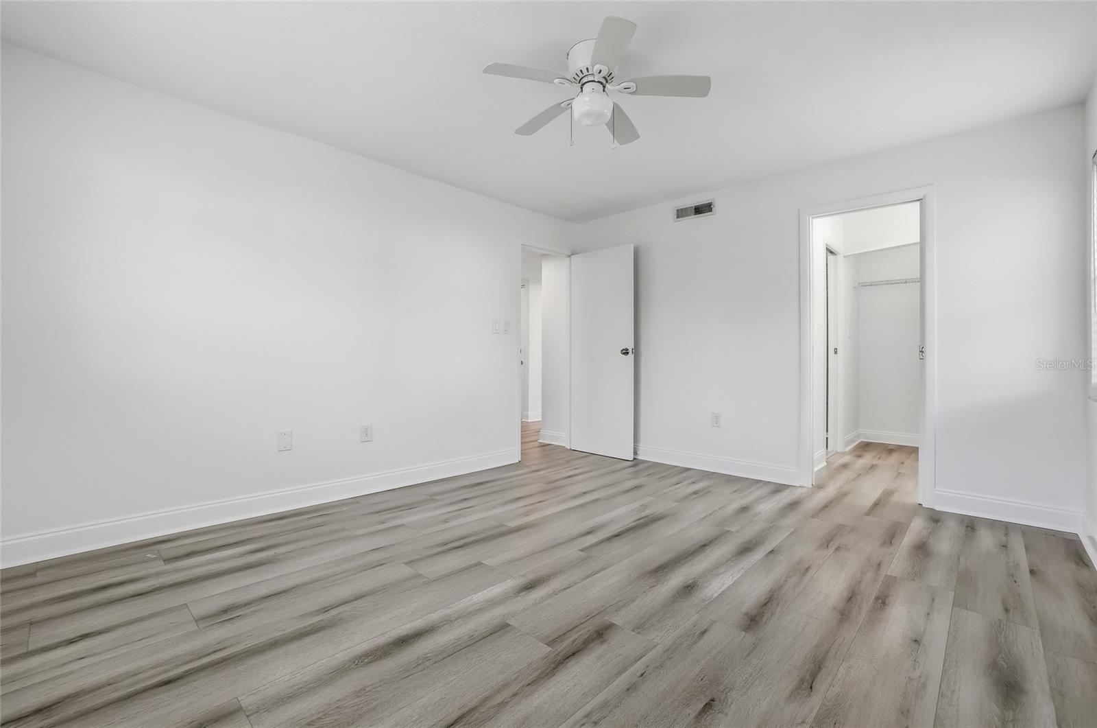 Image 31 of 70 For 379 Mcmullen Booth Road 75