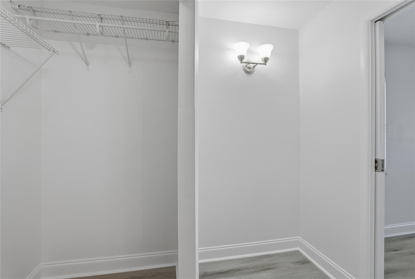 Image 37 of 70 For 379 Mcmullen Booth Road 75