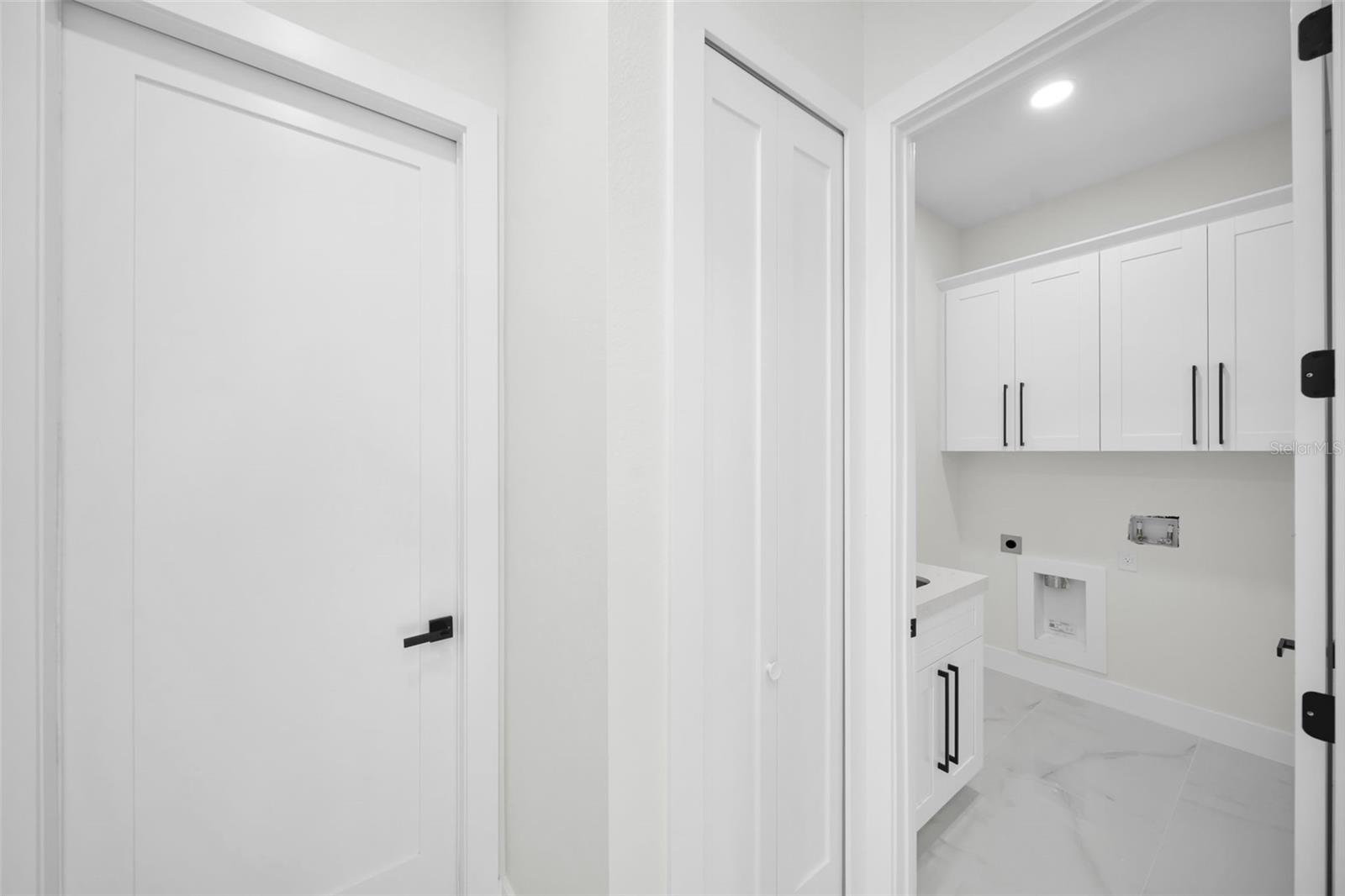 Image 19 of 54 For 27376 Notre Dame Boulevard