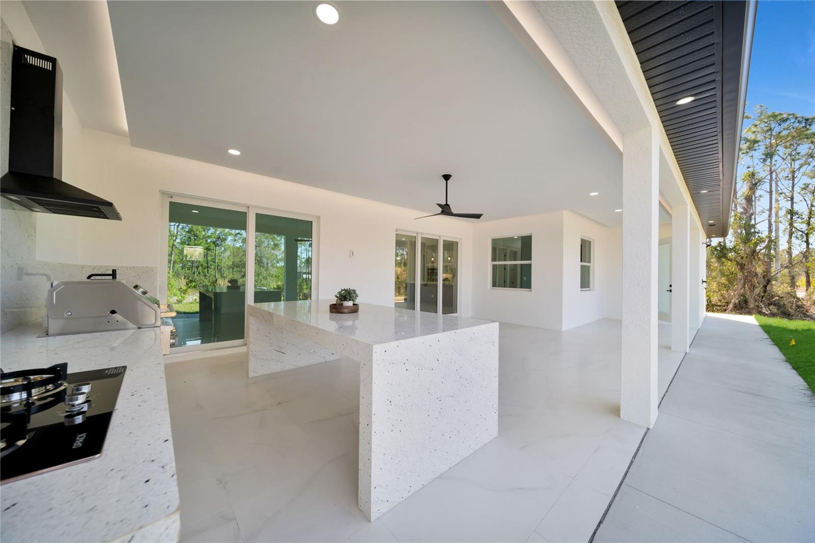 Image 44 of 54 For 27376 Notre Dame Boulevard