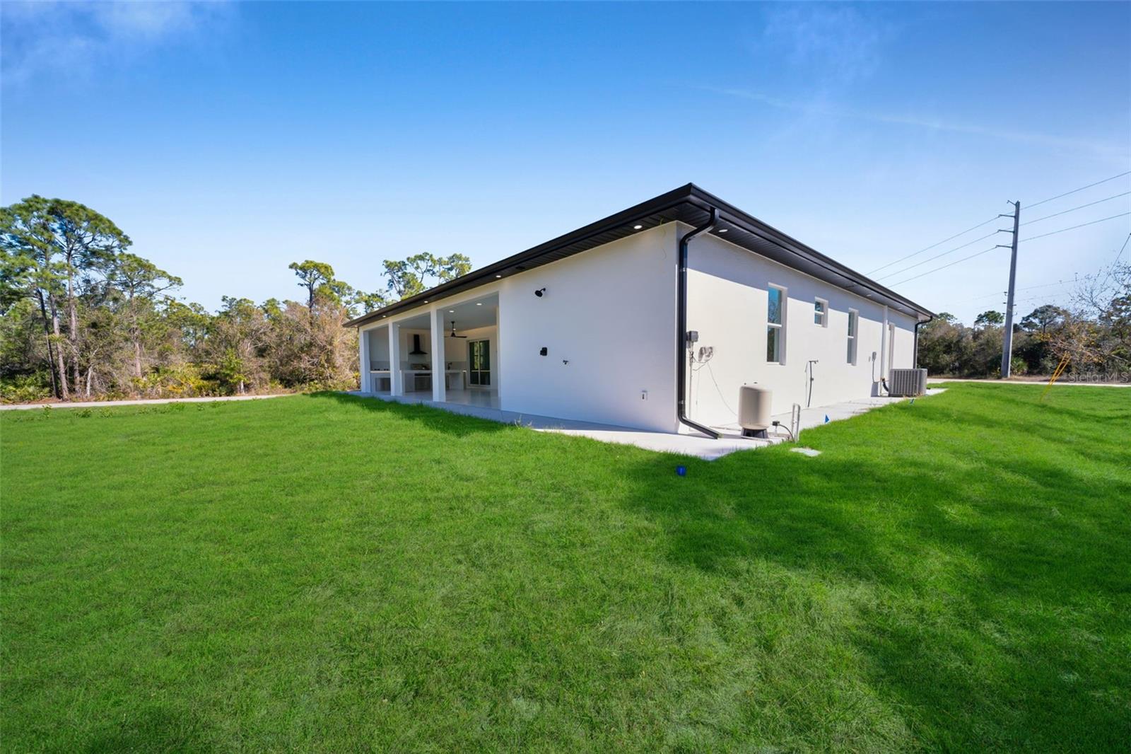 Image 49 of 54 For 27376 Notre Dame Boulevard