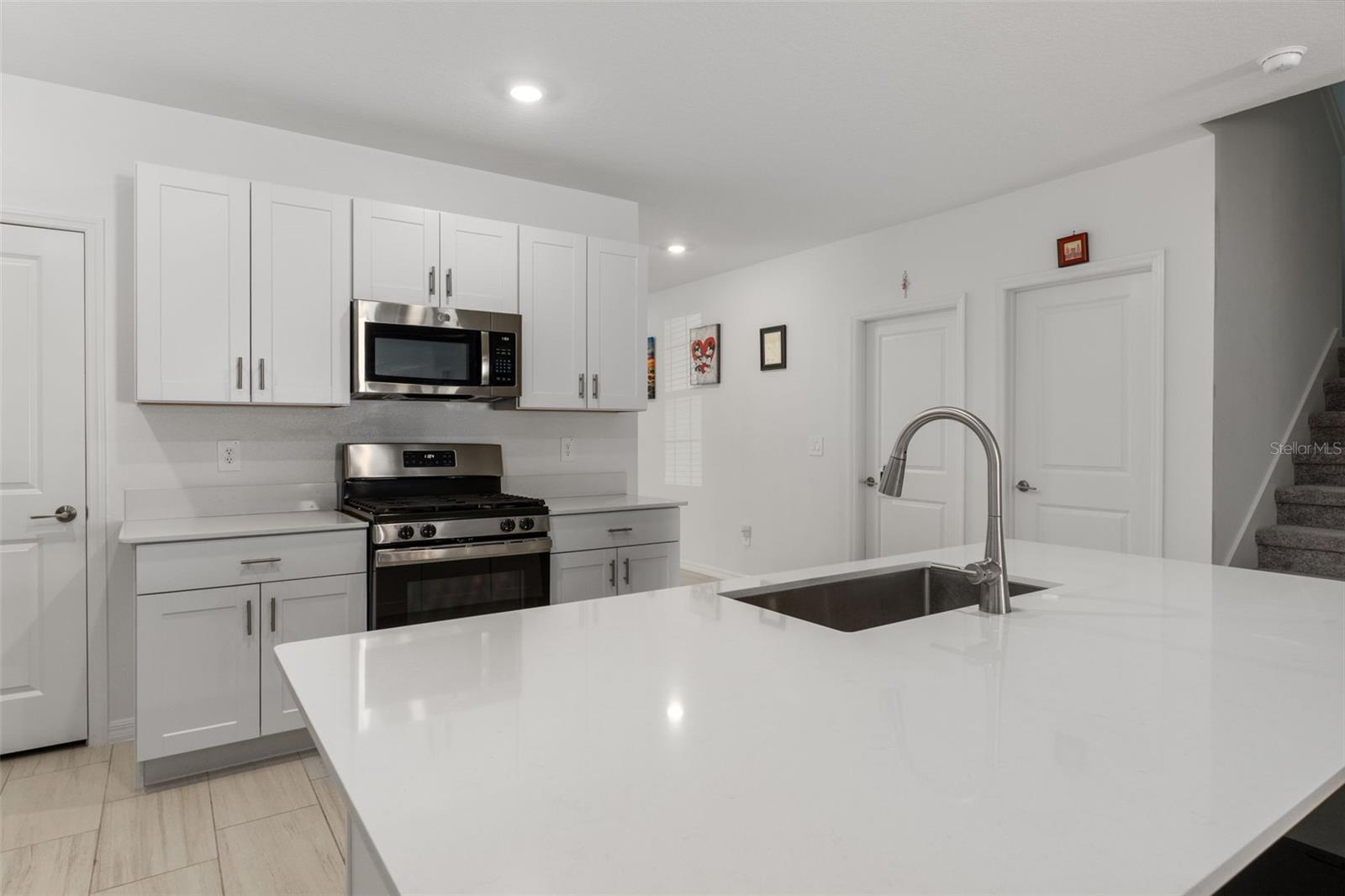 Image 12 of 59 For 22169 Calisto Way