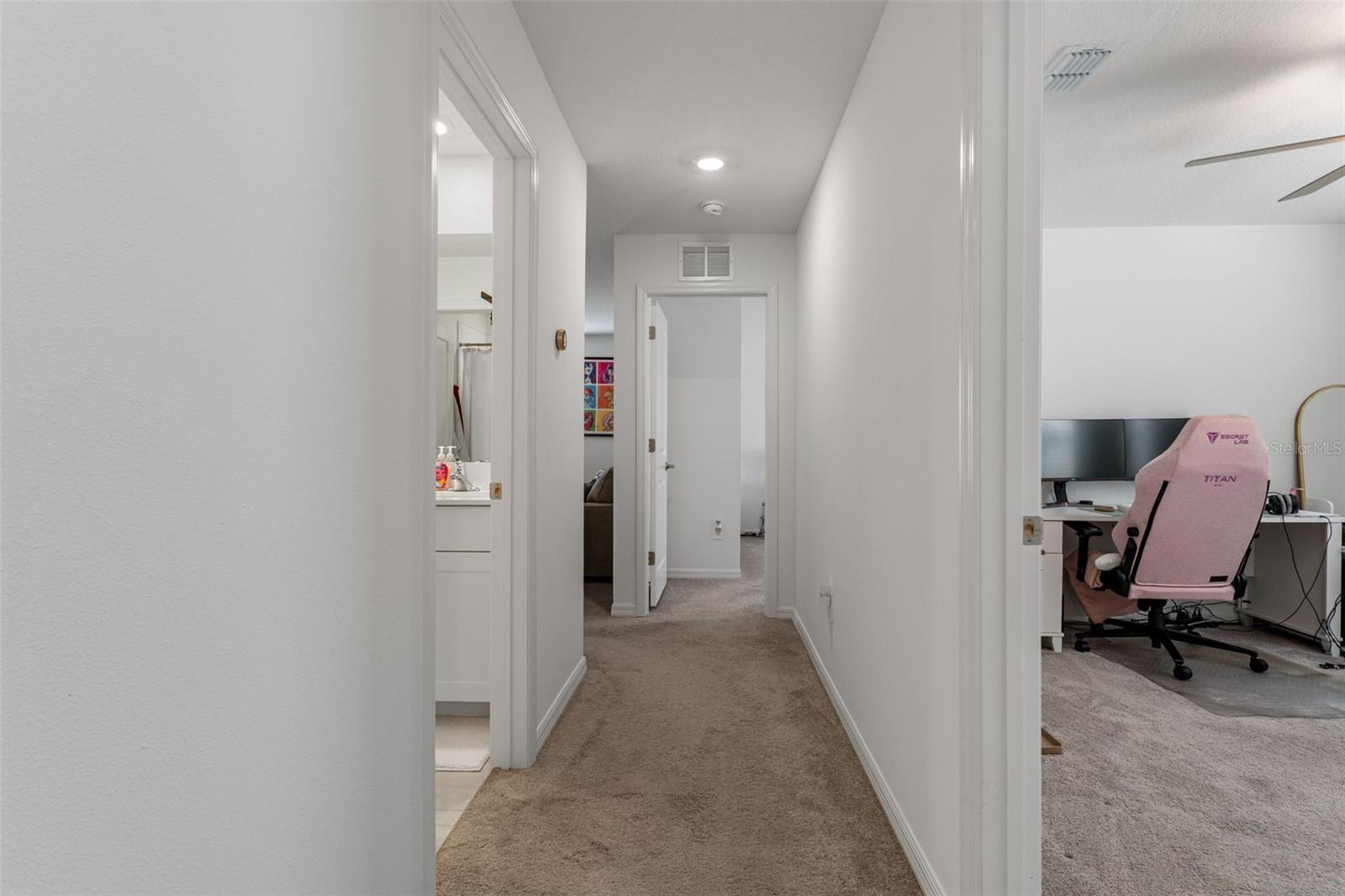 Image 31 of 59 For 22169 Calisto Way