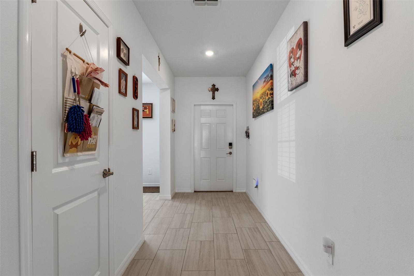 Image 32 of 59 For 22169 Calisto Way