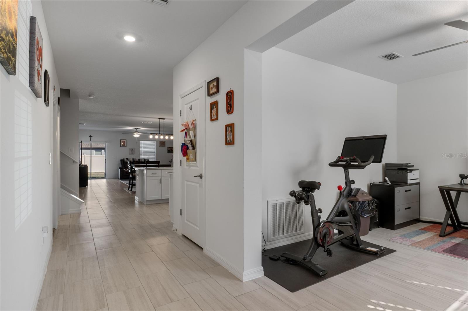 Image 7 of 59 For 22169 Calisto Way