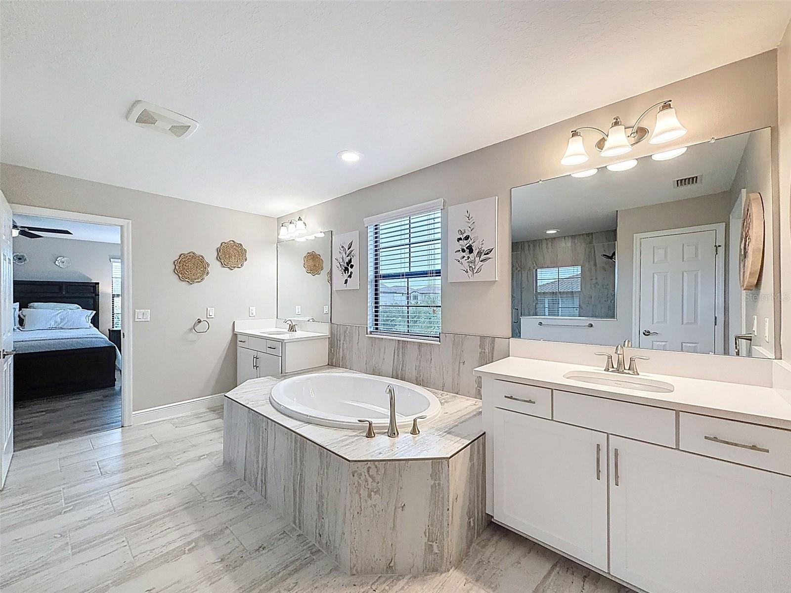 Image 28 of 56 For 4312 Burdick Loop