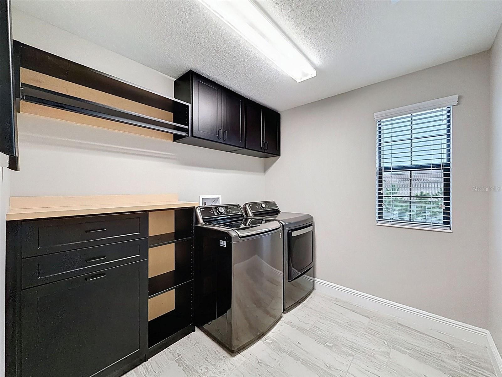 Image 36 of 56 For 4312 Burdick Loop