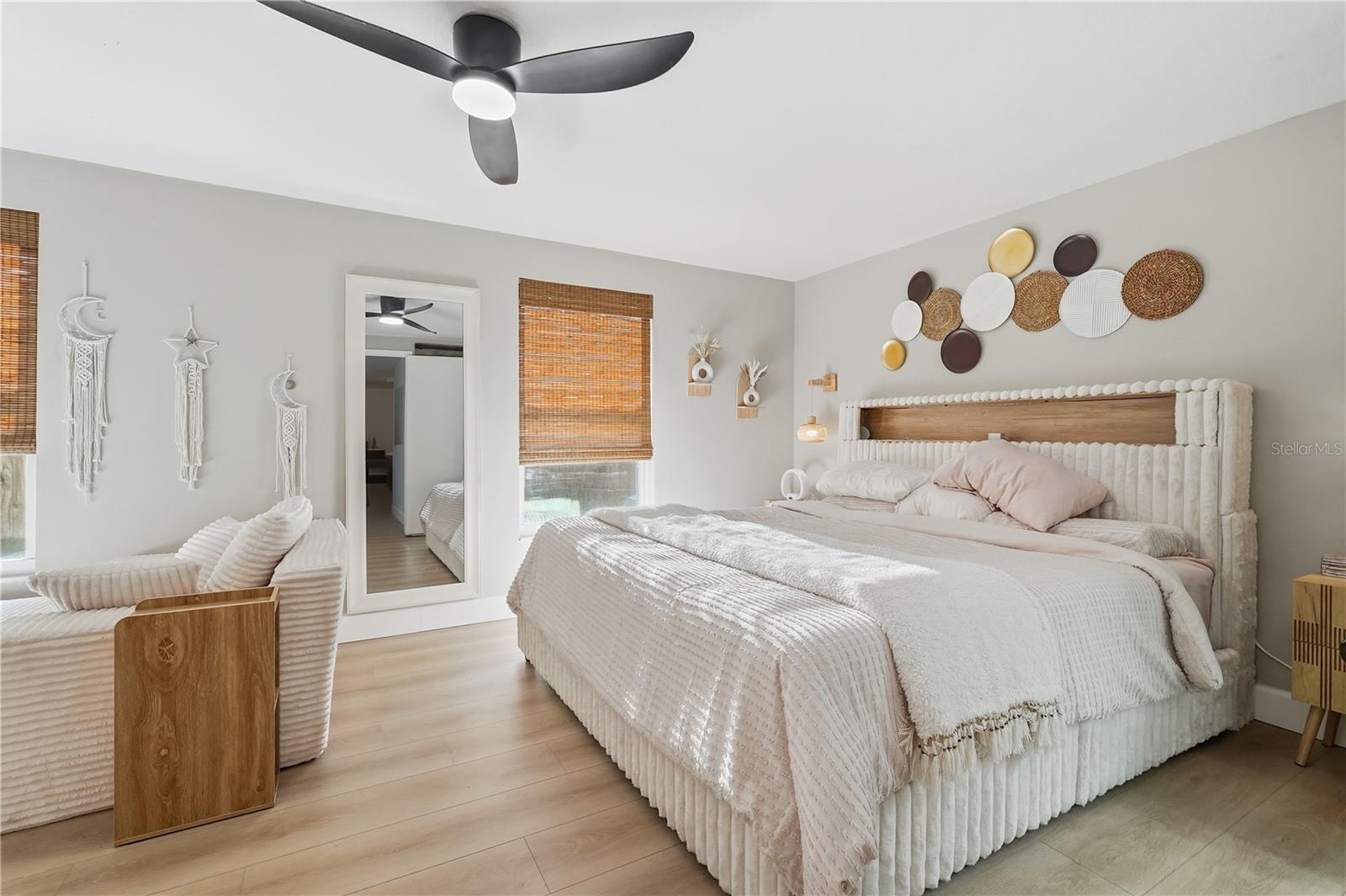 Image 13 of 31 For 49 Valencia Circle