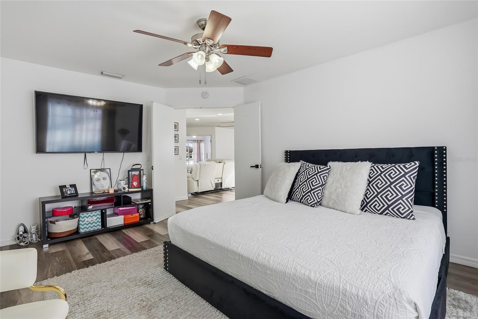 Image 30 of 47 For 9209 Camino Villa Boulevard