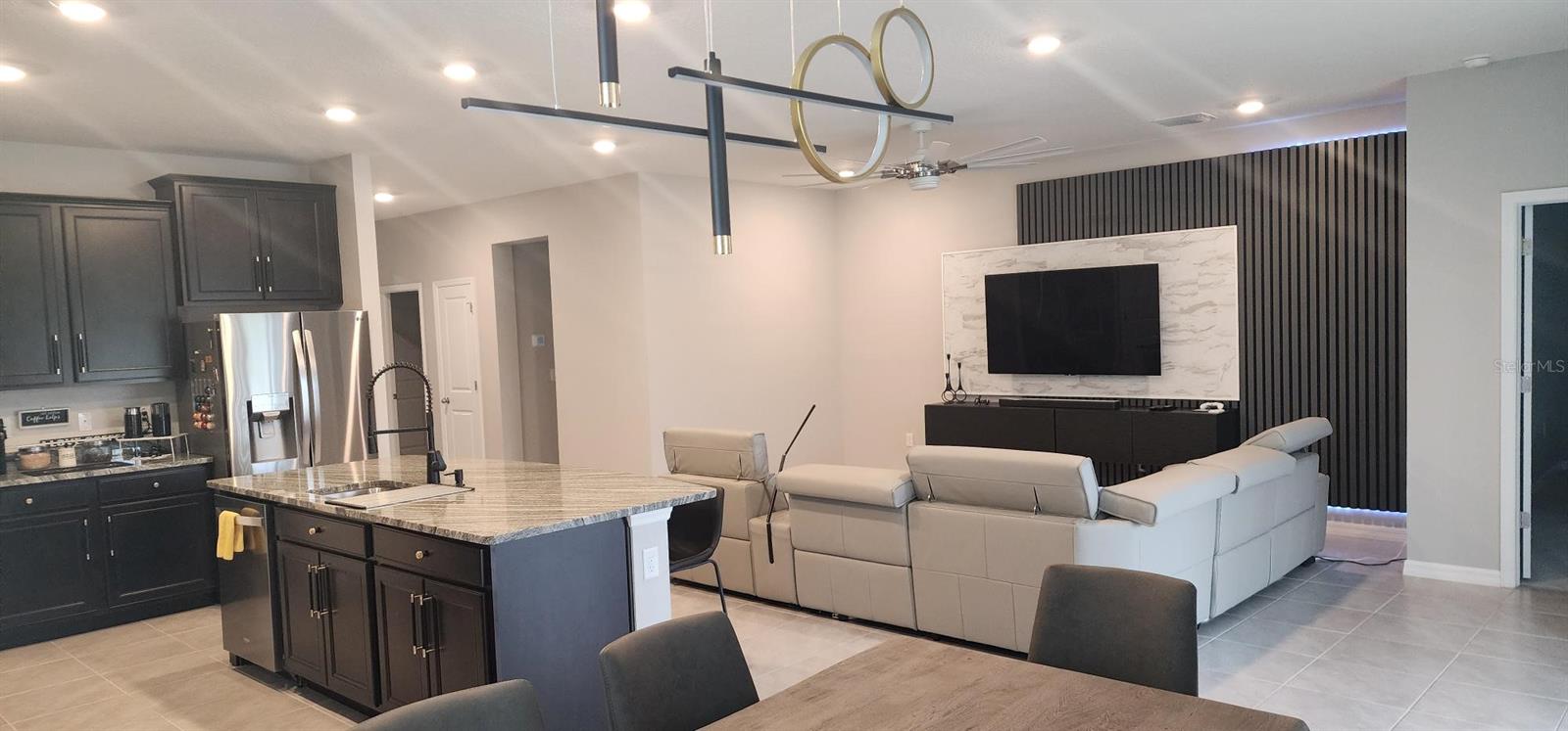 Image 3 of 13 For 16966 Oval Rum Drive