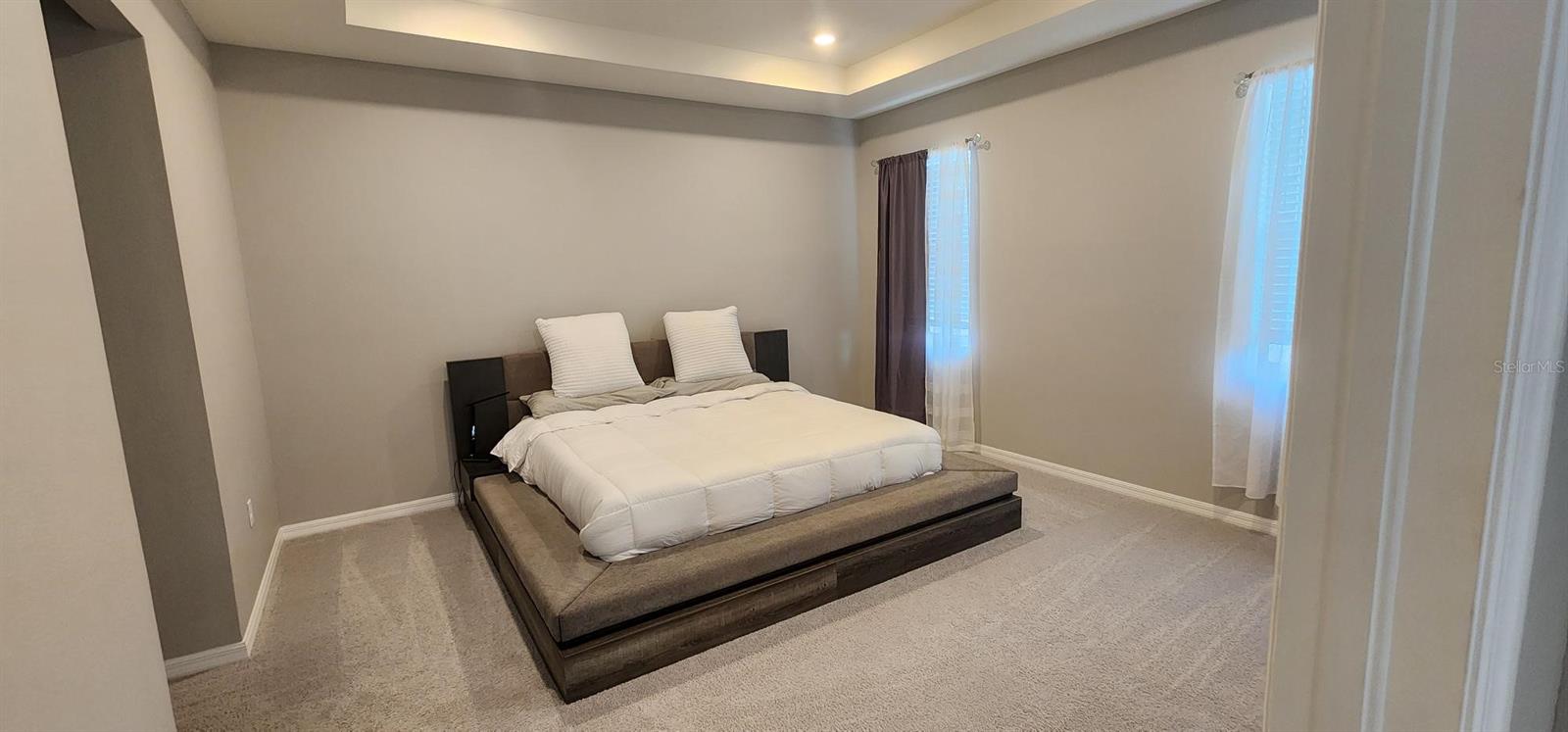 Image 5 of 13 For 16966 Oval Rum Drive