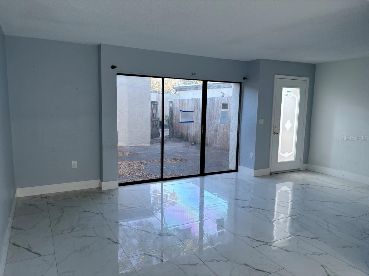 Image 10 of 19 For 1881 Hercules Avenue 1403