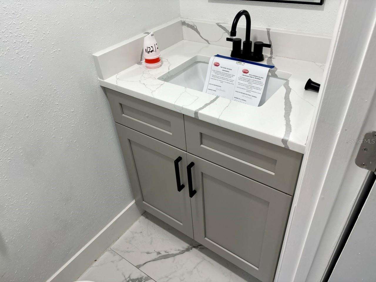 Image 12 of 19 For 1881 Hercules Avenue 1403