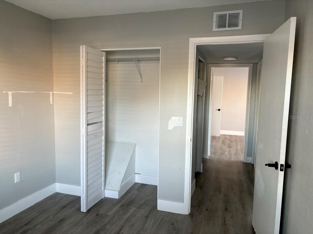 Image 13 of 19 For 1881 Hercules Avenue 1403