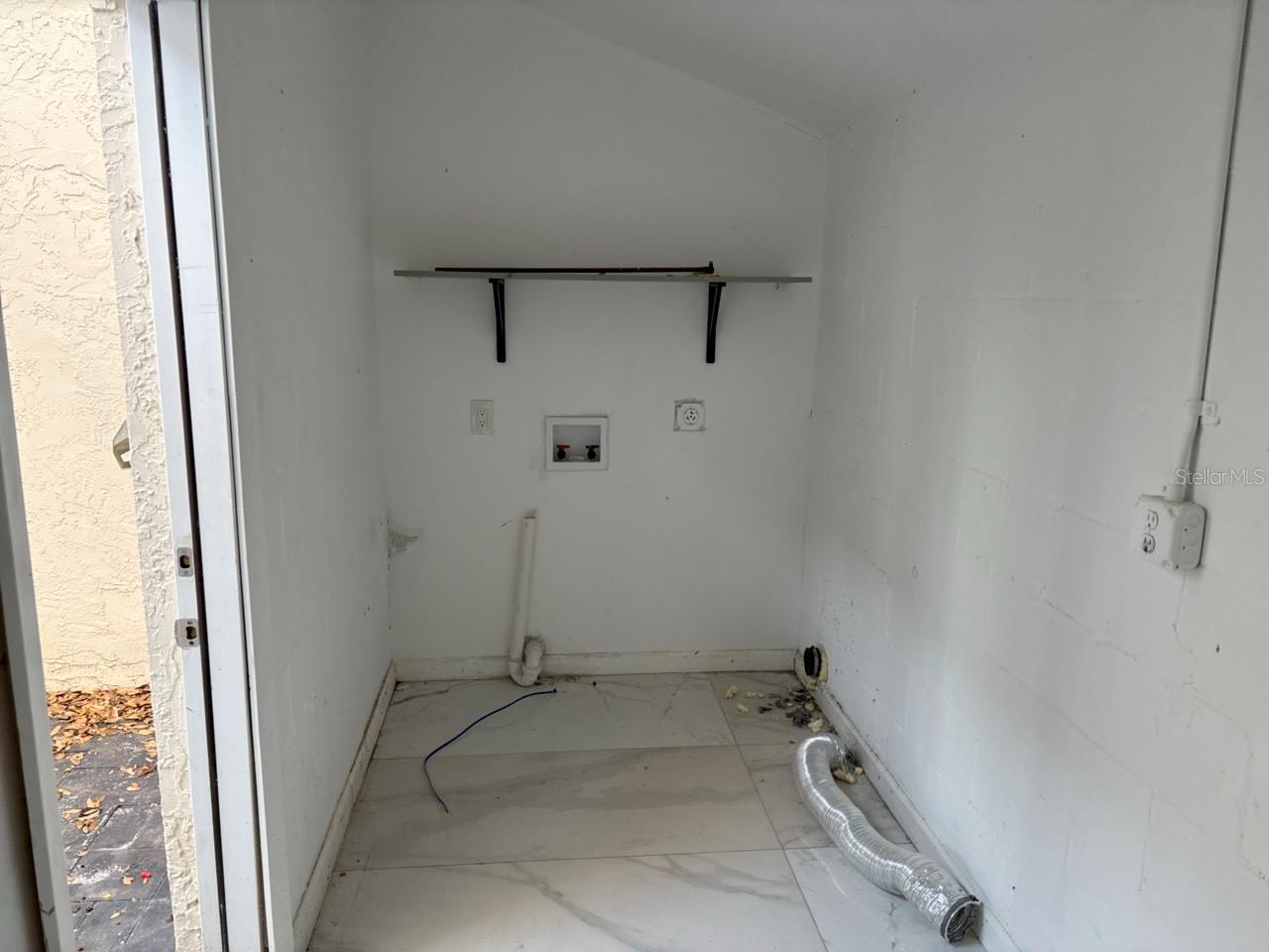 Image 19 of 19 For 1881 Hercules Avenue 1403