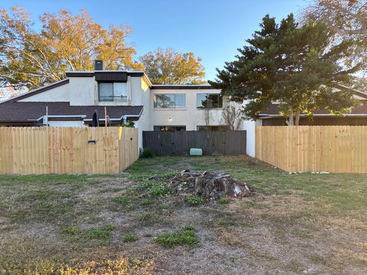 Image 4 of 19 For 1881 Hercules Avenue 1403