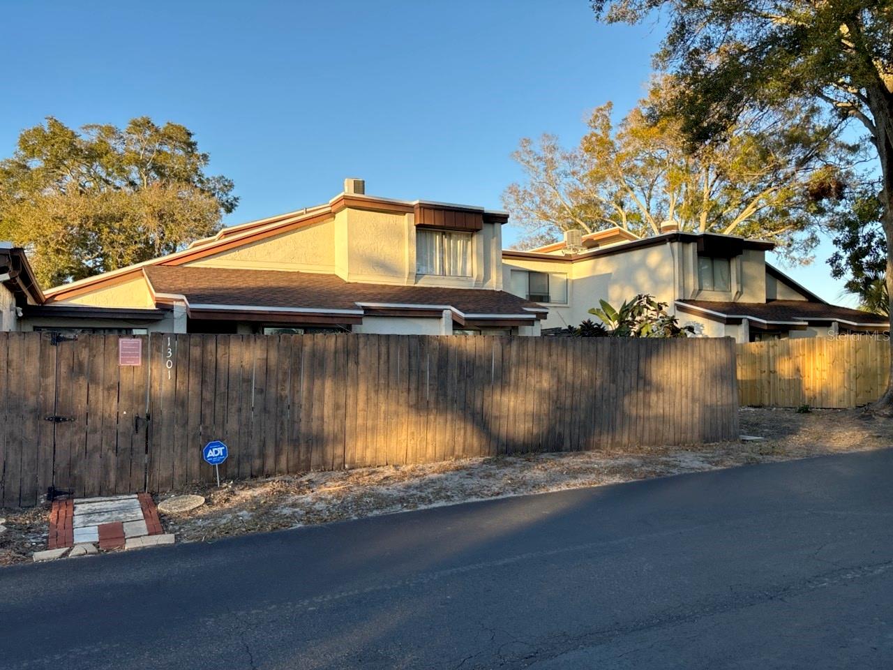 Image 8 of 19 For 1881 Hercules Avenue 1403