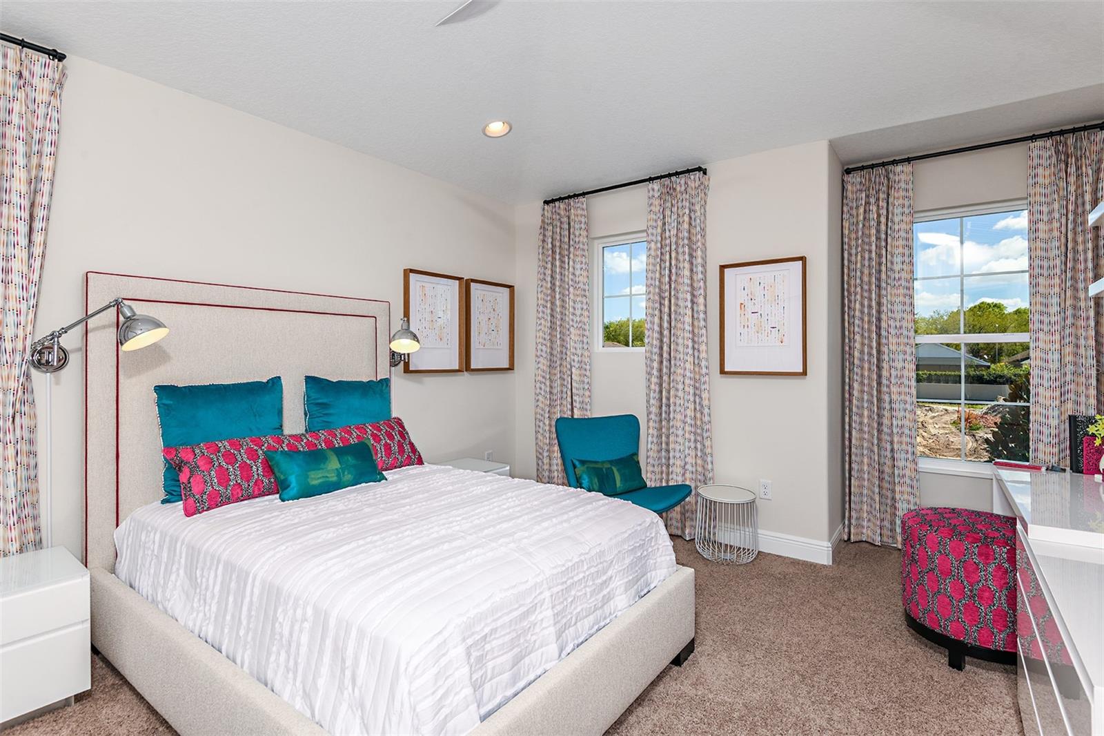 Listing photo id 12 for 18460 Purple Creek Lane