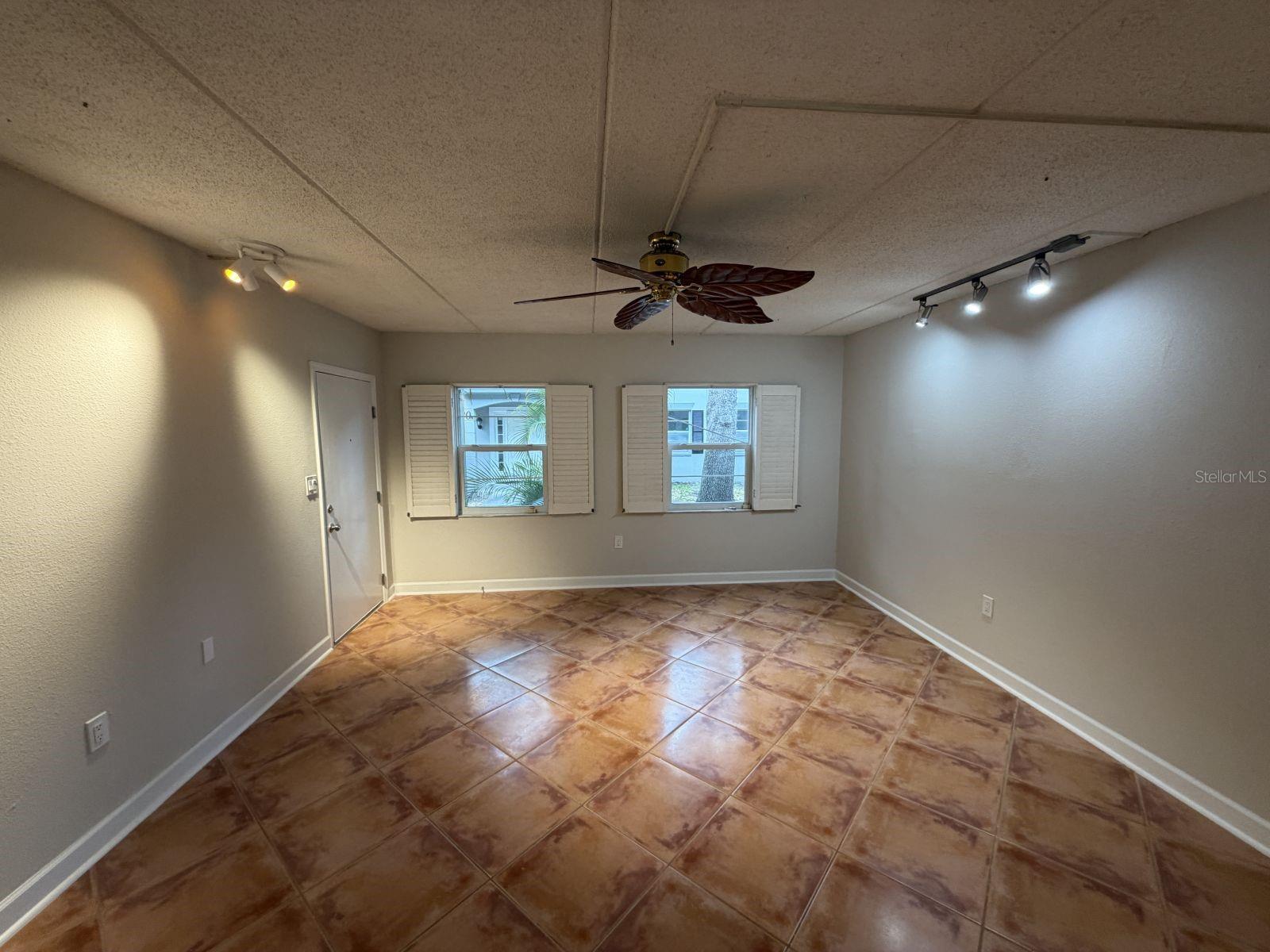 Image 6 of 16 For 6970 Place De La Paix 1a