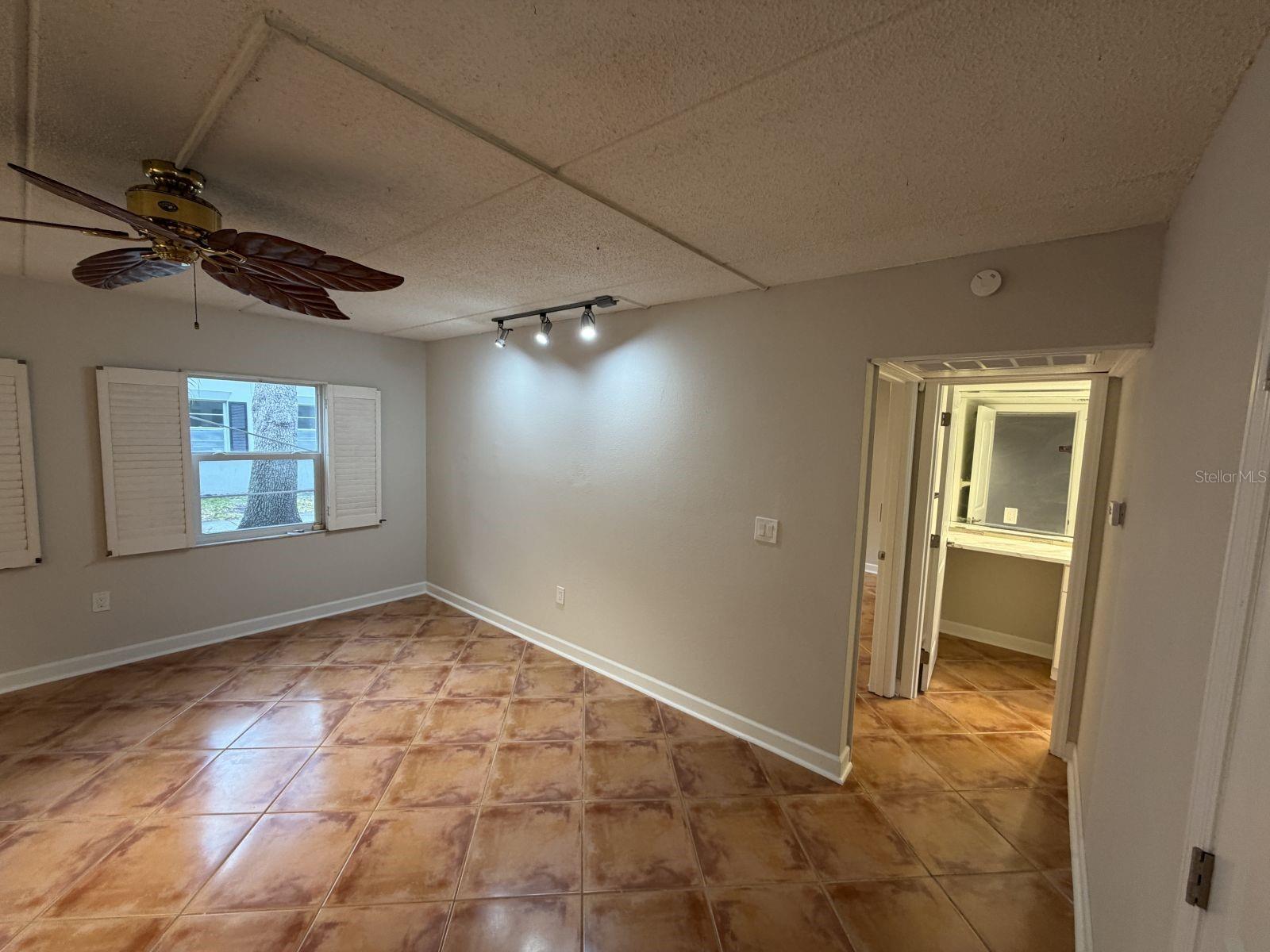 Image 7 of 16 For 6970 Place De La Paix 1a