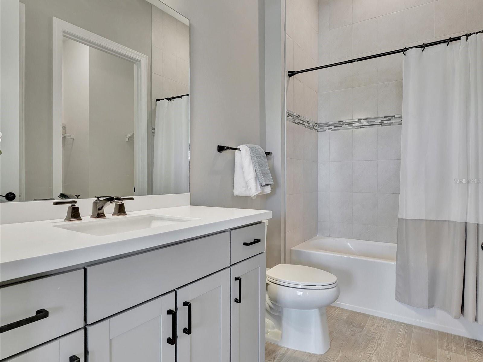 Image 31 of 100 For 25509 Royal Tern Lane