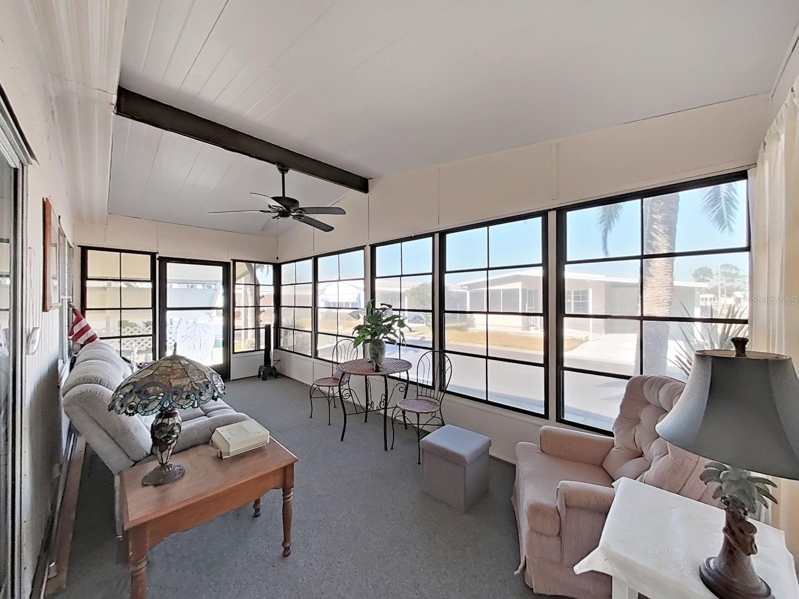 Image 16 of 20 For 12501 Ulmerton Road 140